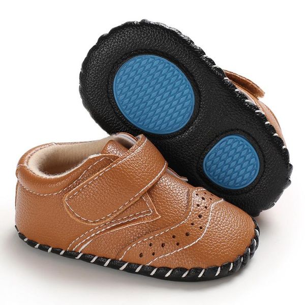 first walkers bebes sneakers rubber-soled baby shoes for born boy fashion handmade leather moccasin infant footwears solid
first walkers bebes sneakers rubber-soled baby shoes for born boy fashion handmade leather moccasin infant footwears solid