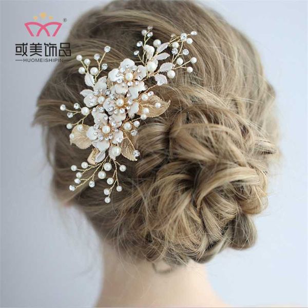 headpieces getnoivas luxury tiara shiny crystal pearl beads hair comb crown bride hairband headband bridal wedding accessory, Silver
headpieces getnoivas luxury tiara shiny crystal pearl beads hair comb crown bride hairband headband bridal wedding accessory, Silver
