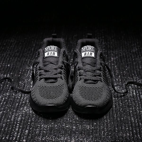 2021 arrival for men women sports running shoes fashion black white breathable runners outdoor sneakers size 39-44 wy10-1703
2021 arrival for men women sports running shoes fashion black white breathable runners outdoor sneakers size 39-44 wy10-1703