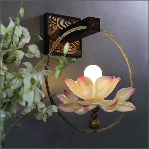 other home decor chinese original style lotus flower wall lamp creative living room aisle hand-painted bedroom decoration
other home decor chinese original style lotus flower wall lamp creative living room aisle hand-painted bedroom decoration
