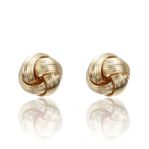 studs earrings 2021 style creative design, personality, trendy , fashionable and versatile, Golden;silver
studs earrings 2021 style creative design, personality, trendy , fashionable and versatile, Golden;silver