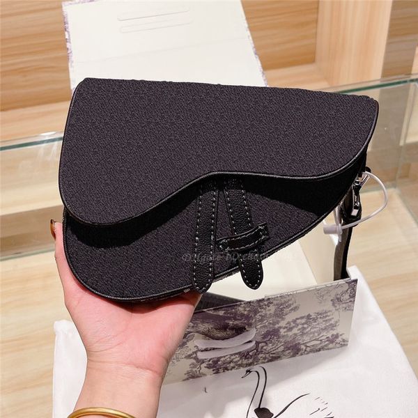luxury designer 2021 ladies fashion crossbody bag handbags detachable strap classic letter embroidery zipper saddle bags women shoulder cros
luxury designer 2021 ladies fashion crossbody bag handbags detachable strap classic letter embroidery zipper saddle bags women shoulder cros