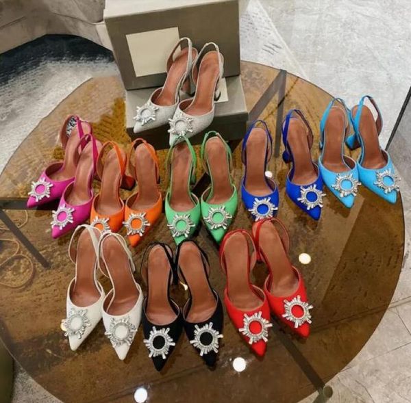 2022 designer womens high heeled sandals shoes pointed toes sunflower crystal buckle embellished studded sandal summer fashion heel leather, Black
2022 designer womens high heeled sandals shoes pointed toes sunflower crystal buckle embellished studded sandal summer fashion heel leather, Black