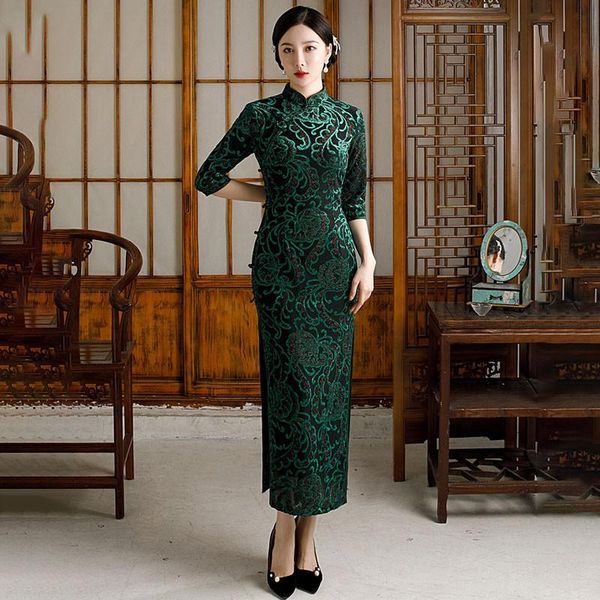 ethnic clothing high split long qipao velour slim cheongsam mandarin collar evening party dress gown female vintage button chinese vest, Red
ethnic clothing high split long qipao velour slim cheongsam mandarin collar evening party dress gown female vintage button chinese vest, Red