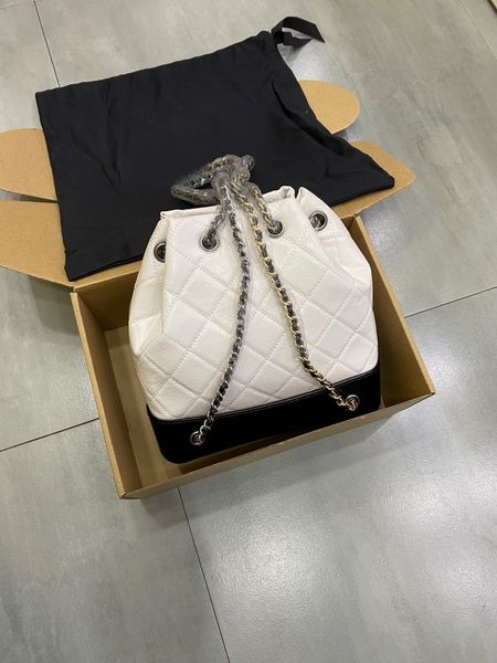 women's leather bag 7a high end black cowhide gold and silver chain schoolbag classic fashion leisure business entertainment belt long
women's leather bag 7a high end black cowhide gold and silver chain schoolbag classic fashion leisure business entertainment belt long