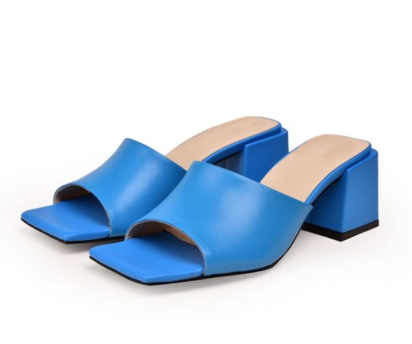 2022 beach womens slippers designer classic flat crystal summer sandals lady flip flop silk bowtie diamond sun-flower slides clear heel slip, Black
2022 beach womens slippers designer classic flat crystal summer sandals lady flip flop silk bowtie diamond sun-flower slides clear heel slip, Black