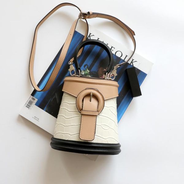 shoulder bags women crocodile pattern real leather handbags hit color bucket bag cow girl retro crossbody round box
shoulder bags women crocodile pattern real leather handbags hit color bucket bag cow girl retro crossbody round box