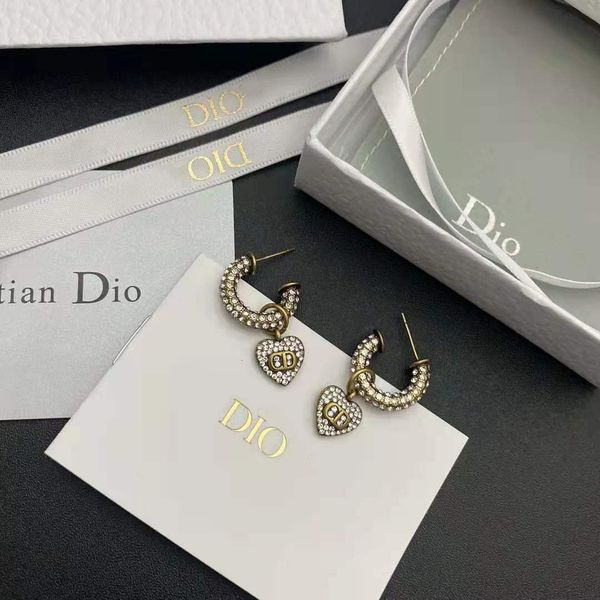 backs earrings d home 21 cd love letter brass full diamond fashion elegant generation, White
backs earrings d home 21 cd love letter brass full diamond fashion elegant generation, White