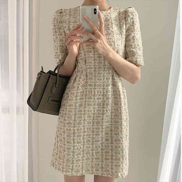 fashion summer design women chic short sleeve vestido da festa tweed plaid mini runway dress, White
fashion summer design women chic short sleeve vestido da festa tweed plaid mini runway dress, White