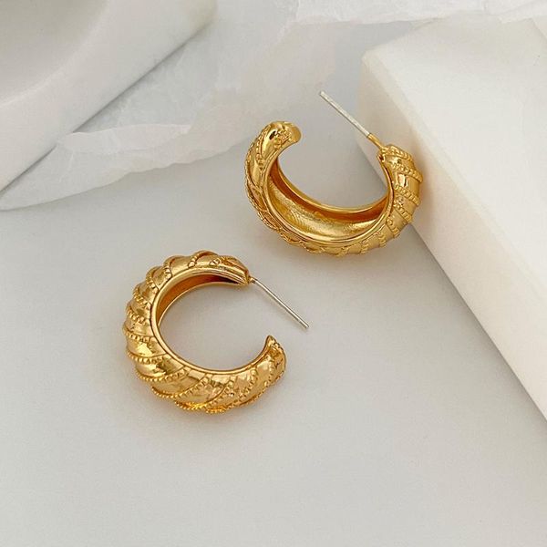 hoop & huggie monlansher vintage croissant c earrings gold color copper geometric embossing minimalist jewelry 2021, Golden;silver
hoop & huggie monlansher vintage croissant c earrings gold color copper geometric embossing minimalist jewelry 2021, Golden;silver