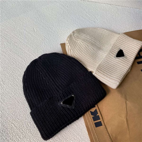 hat autumn and winter british fashion p family inverted triangle letter wool female street lovers melon skin warm cold male, Blue;gray
hat autumn and winter british fashion p family inverted triangle letter wool female street lovers melon skin warm cold male, Blue;gray