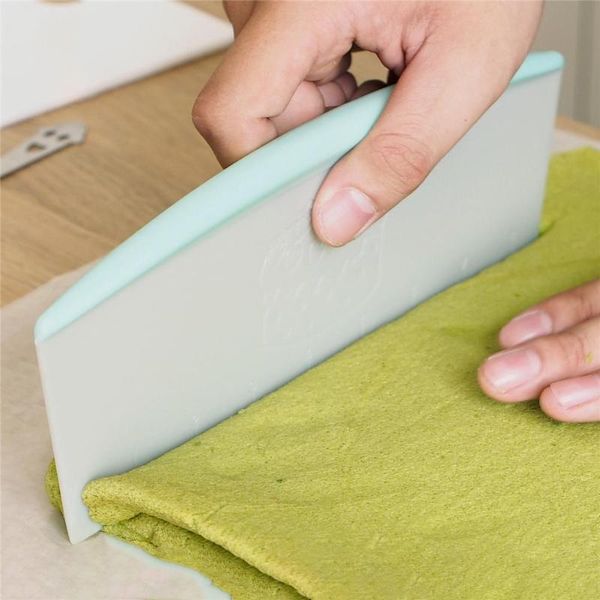 baking & pastry tools plastic dough cutter cake scraper with scale handle bench kitchen accessories
baking & pastry tools plastic dough cutter cake scraper with scale handle bench kitchen accessories