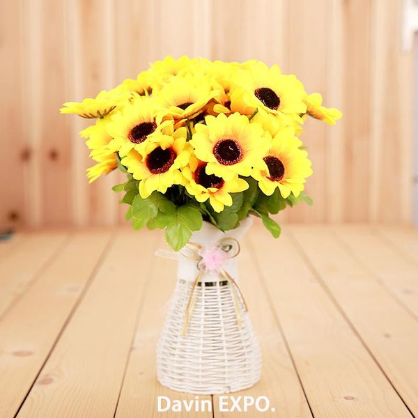 pcs 7 heads sunflower artificial flower silk bouquet fake flowers home decoration wedding decorative & wreaths
pcs 7 heads sunflower artificial flower silk bouquet fake flowers home decoration wedding decorative & wreaths