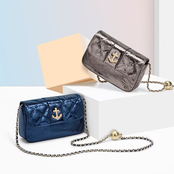 2021 new simple and fashionable single shoulder lingge messenger chain women's bag
2021 new simple and fashionable single shoulder lingge messenger chain women's bag