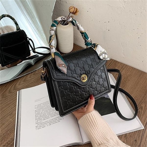factory store shop fashion women's bag small square lock sewing pu single shoulder p79d
factory store shop fashion women's bag small square lock sewing pu single shoulder p79d