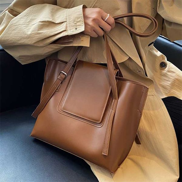 retro small pu leather designer handbag and purses for women winter fashion luxury trends brand travel simple shoulder bag 211023
retro small pu leather designer handbag and purses for women winter fashion luxury trends brand travel simple shoulder bag 211023