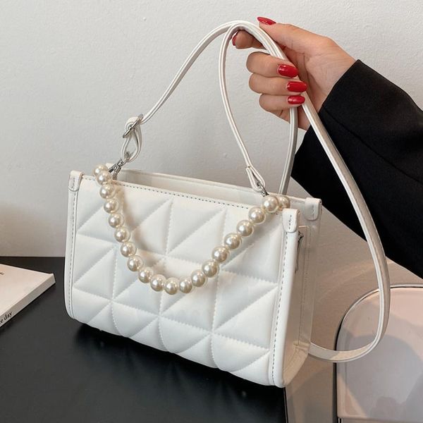 evening bags ladies rhombic pearl shoulder bag 2021 small square messenger girl simple casual student handbag
evening bags ladies rhombic pearl shoulder bag 2021 small square messenger girl simple casual student handbag