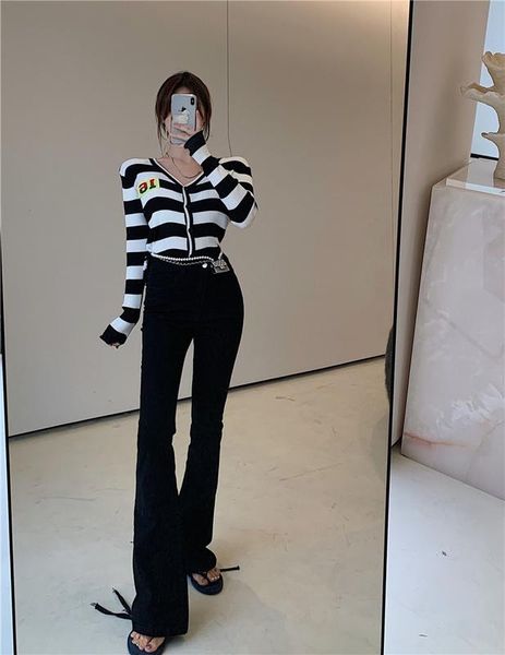 women's jeans real s cost-effective high waist wide leg horseshoe pants denim horn, Blue
women's jeans real s cost-effective high waist wide leg horseshoe pants denim horn, Blue