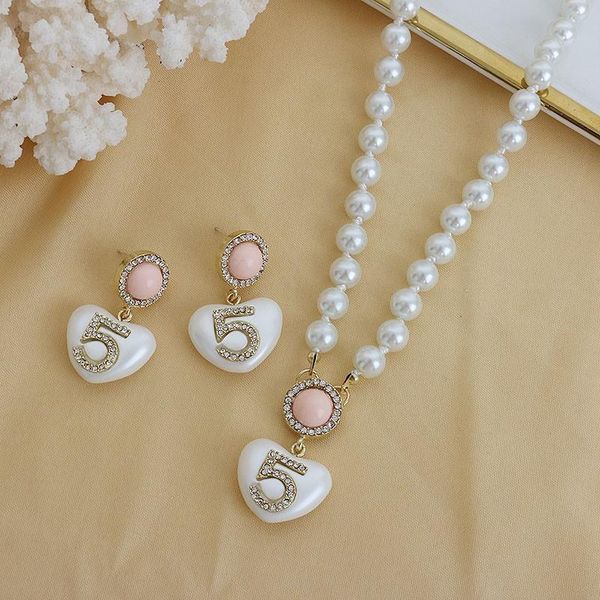 chokers trendy pearl choker necklace heart pendant jewelry for women party gift, Golden;silver
chokers trendy pearl choker necklace heart pendant jewelry for women party gift, Golden;silver