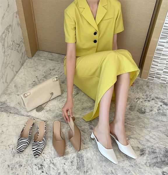 slippers fashion zebra color baotou half women's outer wear 2021 spring and summer low-heeled shaved leather lazy sandals, Black
slippers fashion zebra color baotou half women's outer wear 2021 spring and summer low-heeled shaved leather lazy sandals, Black
