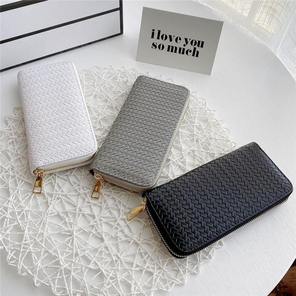 wallets 2021women weave wallet leather wrist handle phone case long section money pocket pouch handbag women purse card holder, Red;black
wallets 2021women weave wallet leather wrist handle phone case long section money pocket pouch handbag women purse card holder, Red;black