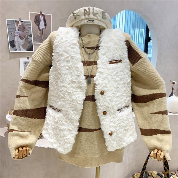 women's fur & faux niche design clothing 2021 autumn winter integration plush vest coat temperament slim single breasted waistcoat, Black
women's fur & faux niche design clothing 2021 autumn winter integration plush vest coat temperament slim single breasted waistcoat, Black