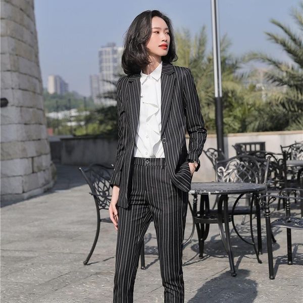 formal ladies pant suits wmen business black striepd blazer and jacket sets pantsuits work office uniform styles women's & blazers, White;black
formal ladies pant suits wmen business black striepd blazer and jacket sets pantsuits work office uniform styles women's & blazers, White;black