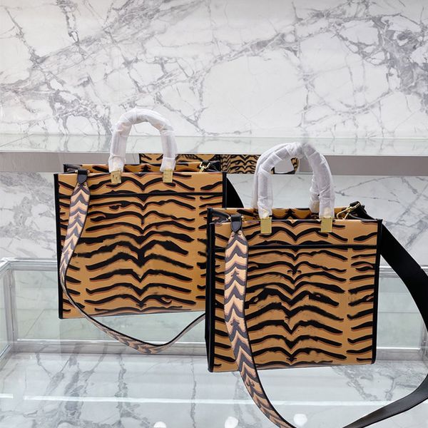 tiger pattern tote shopping bag women large totes bags handbag ladies handbags letters shoulder bags leather wide strap two sizes
tiger pattern tote shopping bag women large totes bags handbag ladies handbags letters shoulder bags leather wide strap two sizes