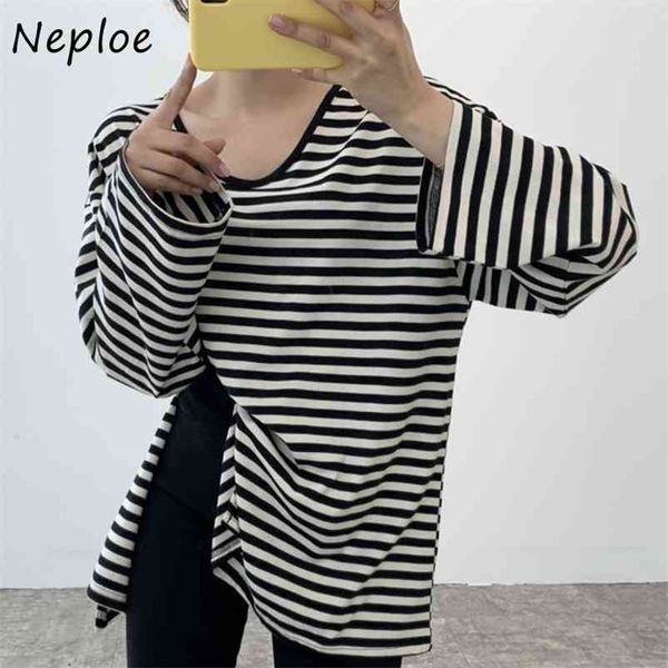 o neck pullover long sleeve t shirt women side split design causal tees spring loose ladies all match 210422, White
o neck pullover long sleeve t shirt women side split design causal tees spring loose ladies all match 210422, White