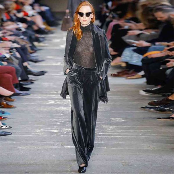 women runway designer autumn winter double-breasted velvet turn down collar blazer coat+office ol lady wide leg pants set 210519, White
women runway designer autumn winter double-breasted velvet turn down collar blazer coat+office ol lady wide leg pants set 210519, White