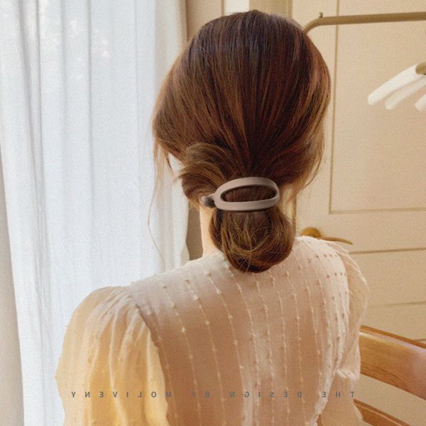 simple frosted horsetail clip horizontal hairpin back headdress women's korean temperament twist fashion, Golden;silver
simple frosted horsetail clip horizontal hairpin back headdress women's korean temperament twist fashion, Golden;silver