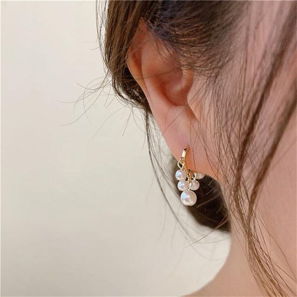 hoop & huggie golden pearl earrings for korean geometric metal women female retro 2021 trend fashion jewelry, Golden;silver
hoop & huggie golden pearl earrings for korean geometric metal women female retro 2021 trend fashion jewelry, Golden;silver
