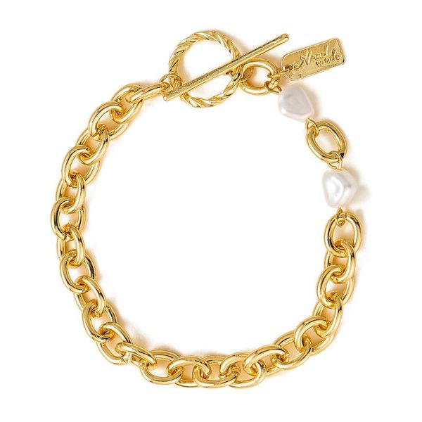 charm bracelets hiphop fashion cuban chain bracelet baroque pearl women royal gold color toggle clasp for bridal jewelry, Golden;silver
charm bracelets hiphop fashion cuban chain bracelet baroque pearl women royal gold color toggle clasp for bridal jewelry, Golden;silver