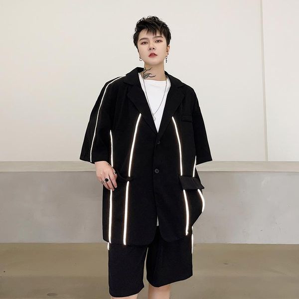 men's suits & blazers design sense luminous reflective strip decoration short-sleeved suit five-point sleeve loose profile half-sleeved, White;black
men's suits & blazers design sense luminous reflective strip decoration short-sleeved suit five-point sleeve loose profile half-sleeved, White;black
