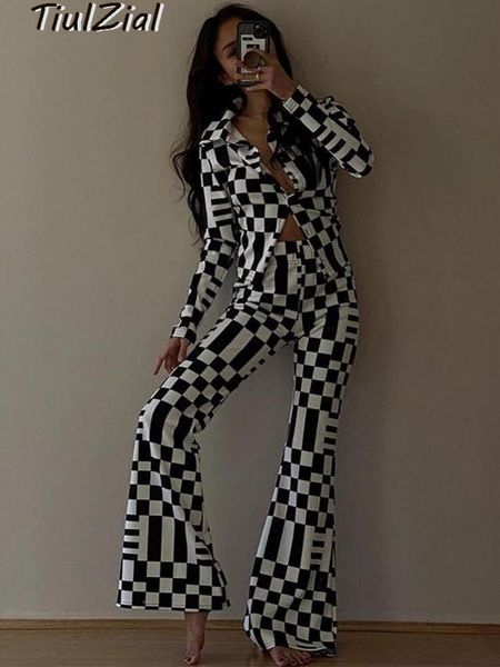 women's two piece pants tiulzial print geometric y2k women outfit long trouser suit cardigan shirt and high waist flare pant set tracks, White
women's two piece pants tiulzial print geometric y2k women outfit long trouser suit cardigan shirt and high waist flare pant set tracks, White