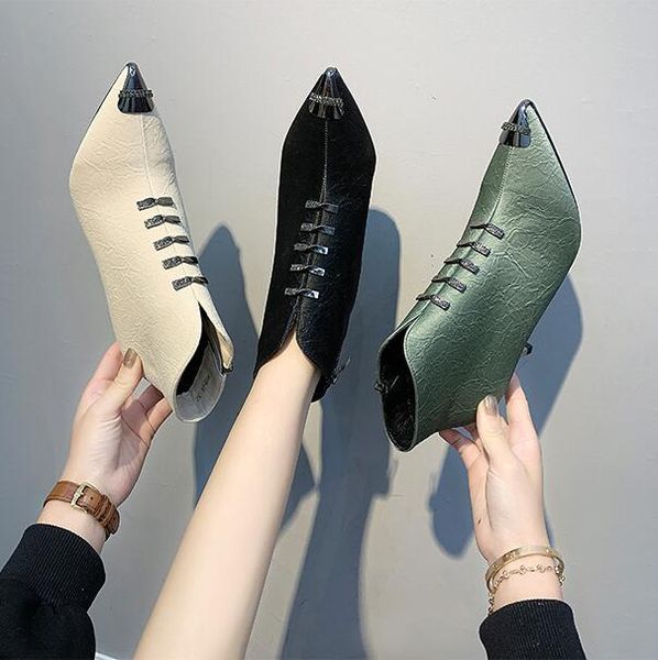 boots women 2021 autumn winter british style fashion wild high-heeled shoes with thin short, Black
boots women 2021 autumn winter british style fashion wild high-heeled shoes with thin short, Black