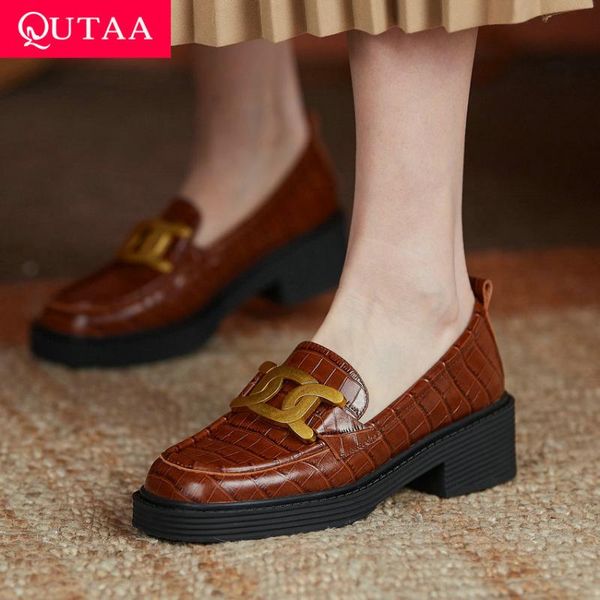 metal decoration genuine leather basic women shoes spring autumn casual round toe female square med heels size 34-39 dress, Black
metal decoration genuine leather basic women shoes spring autumn casual round toe female square med heels size 34-39 dress, Black