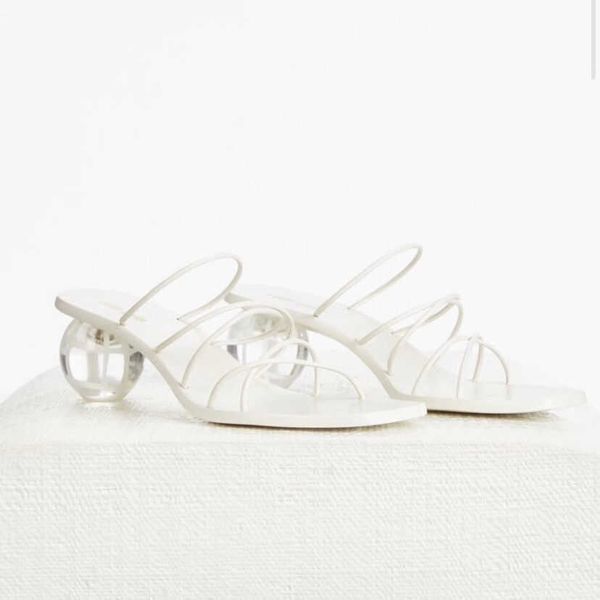 spring and summer new 2021 ribbon versatile middle sandals fashion women's cross border large heel shoes sandals[finished yw yw, Black
spring and summer new 2021 ribbon versatile middle sandals fashion women's cross border large heel shoes sandals[finished yw yw, Black
