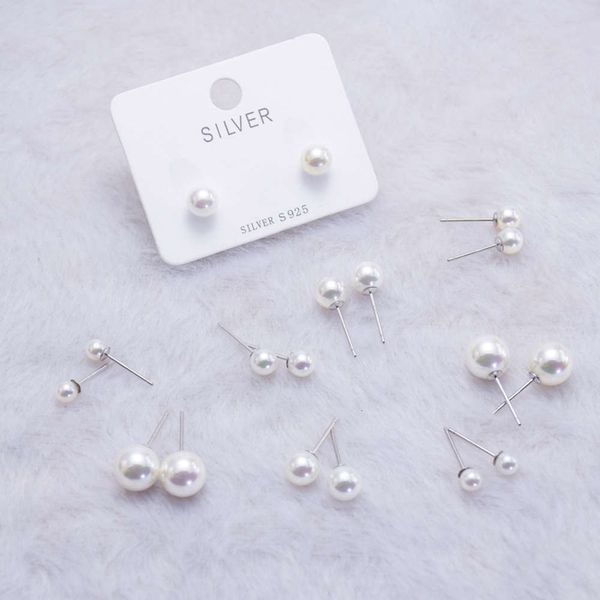 earrings female white temperament round pearl earrings small exquisite with raised holes
earrings female white temperament round pearl earrings small exquisite with raised holes