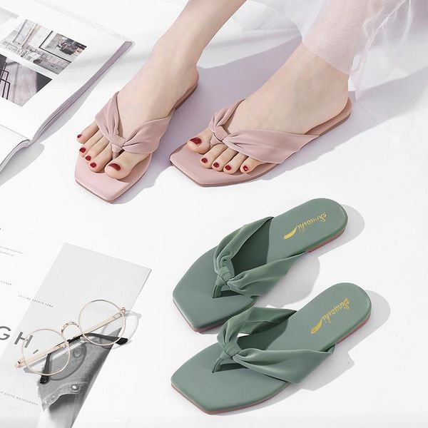 slippers elegant leather women flat shoes ladies pink flip flops comfortable weave outdoor slides 2021 summer woman sandals q067, Black
slippers elegant leather women flat shoes ladies pink flip flops comfortable weave outdoor slides 2021 summer woman sandals q067, Black