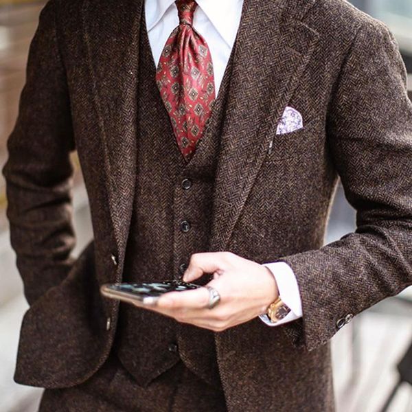 men's suits & blazers herringbone tweed tailor-made formal wedding blazer terno masculino 3 pieces brown jackets+vest+pants groom wear, White;black
men's suits & blazers herringbone tweed tailor-made formal wedding blazer terno masculino 3 pieces brown jackets+vest+pants groom wear, White;black