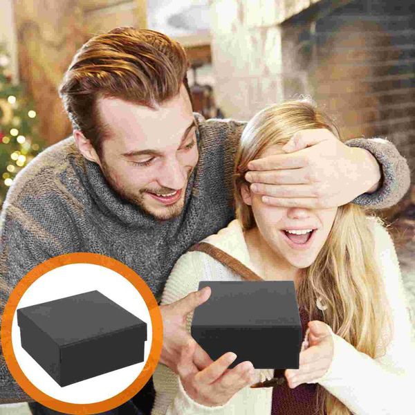 gift wrap 5 pcs portable case kraft paper box candy storage black 
gift wrap 5 pcs portable case kraft paper box candy storage black