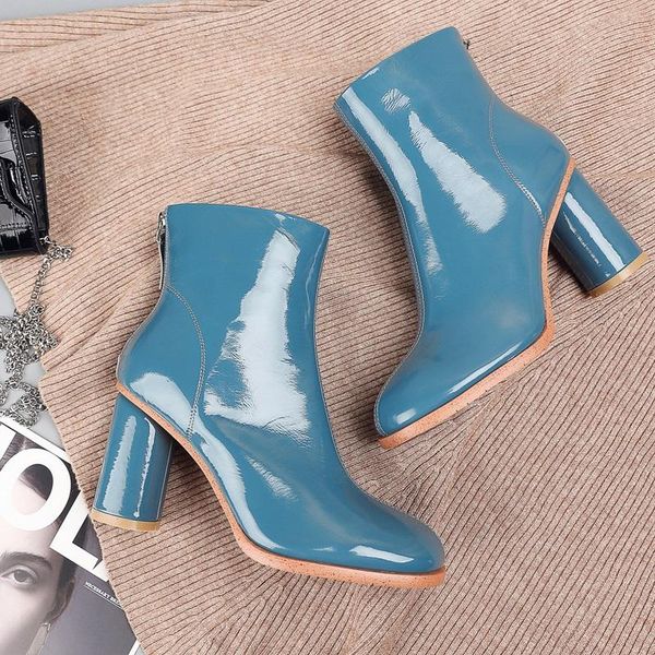 boots big size 43 european style cow leather women shoe round toe woman zippers ankle 9 cm winter botas de mujer, Black
boots big size 43 european style cow leather women shoe round toe woman zippers ankle 9 cm winter botas de mujer, Black