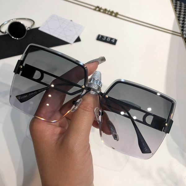 1384 designer sunglasses for women special uv protection goggle vintage big square frame come with package, White;black
1384 designer sunglasses for women special uv protection goggle vintage big square frame come with package, White;black