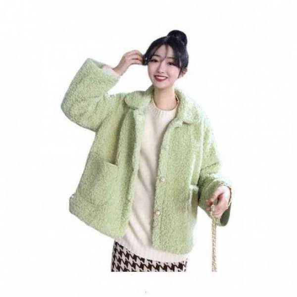 coat 2021 coat thickened imitation lamb plush women's medium and long style all-in-one in autumn winter, Black;brown 
coat 2021 coat thickened imitation lamb plush women's medium and long style all-in-one in autumn winter, Black;brown