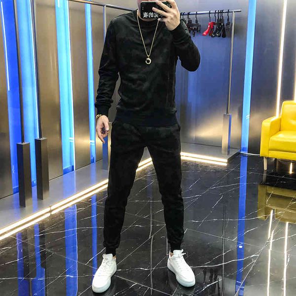hoodies male autumn suit plain and versatile printed around the neck two-piece pants, Black
hoodies male autumn suit plain and versatile printed around the neck two-piece pants, Black