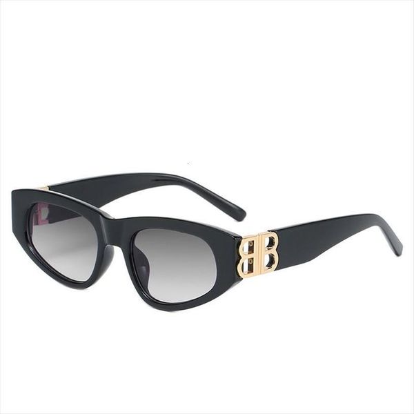 Style Classic Retro Sunglasses Women Small Cat Eye Frame Letter Sun Glasses Ladies Ocean Lens Oculos Uv400, White;black
Style Classic Retro Sunglasses Women Small Cat Eye Frame Letter Sun Glasses Ladies Ocean Lens Oculos Uv400, White;black