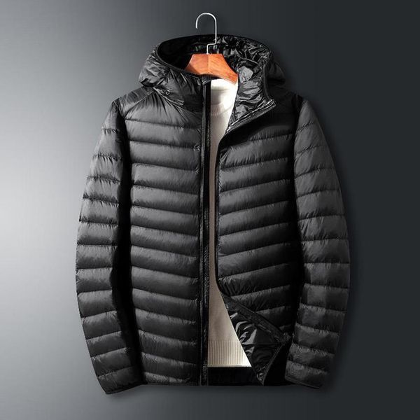Hooded Coat 2021 autumn winter new lightweight et short warm fashion 90 white duck down men's wear, Black
Hooded Coat 2021 autumn winter new lightweight et short warm fashion 90 white duck down men's wear, Black