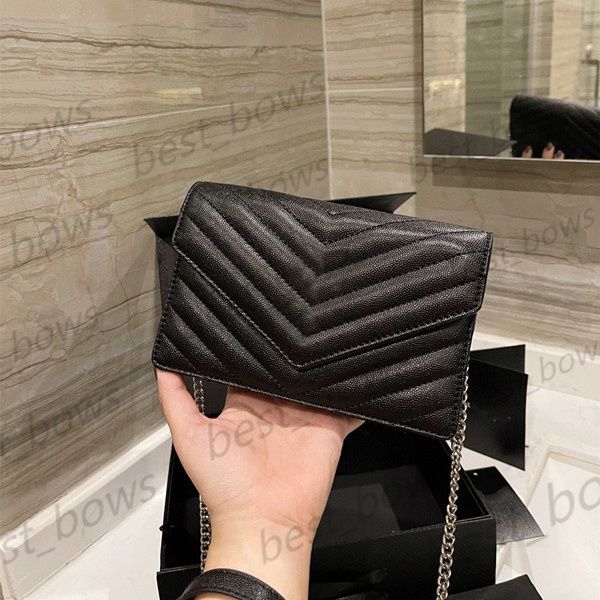 luxurys designers ladies brand envelope bag 2021 women handbag fashion handbags mother shoulder bags cossbody wallet clutch temperament chai
luxurys designers ladies brand envelope bag 2021 women handbag fashion handbags mother shoulder bags cossbody wallet clutch temperament chai