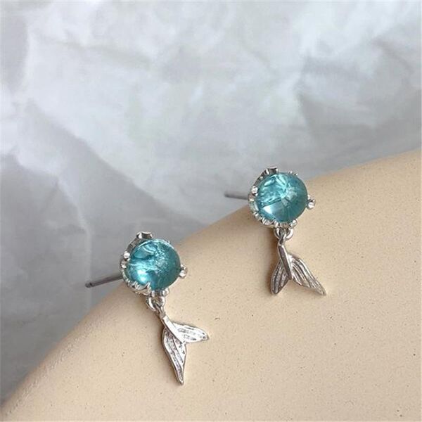 stud fashion crystal fish tail earrings for women silver color female wedding party jewelry gift, Golden;silver
stud fashion crystal fish tail earrings for women silver color female wedding party jewelry gift, Golden;silver